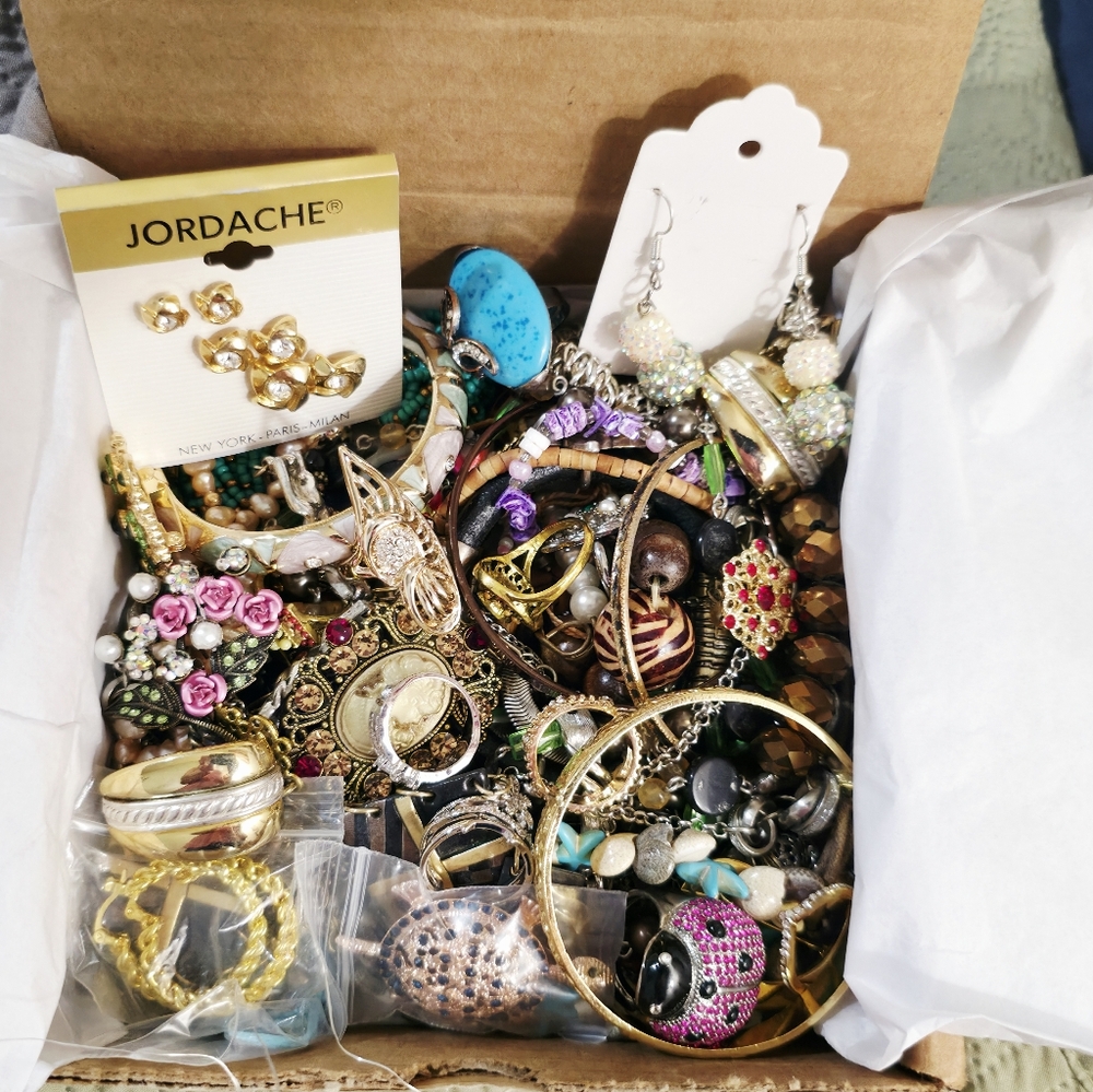 Mystery Jewelry Lot- Monet, Lisner, RMN, Erica Lyons, Charming Charlie, Lia Soph